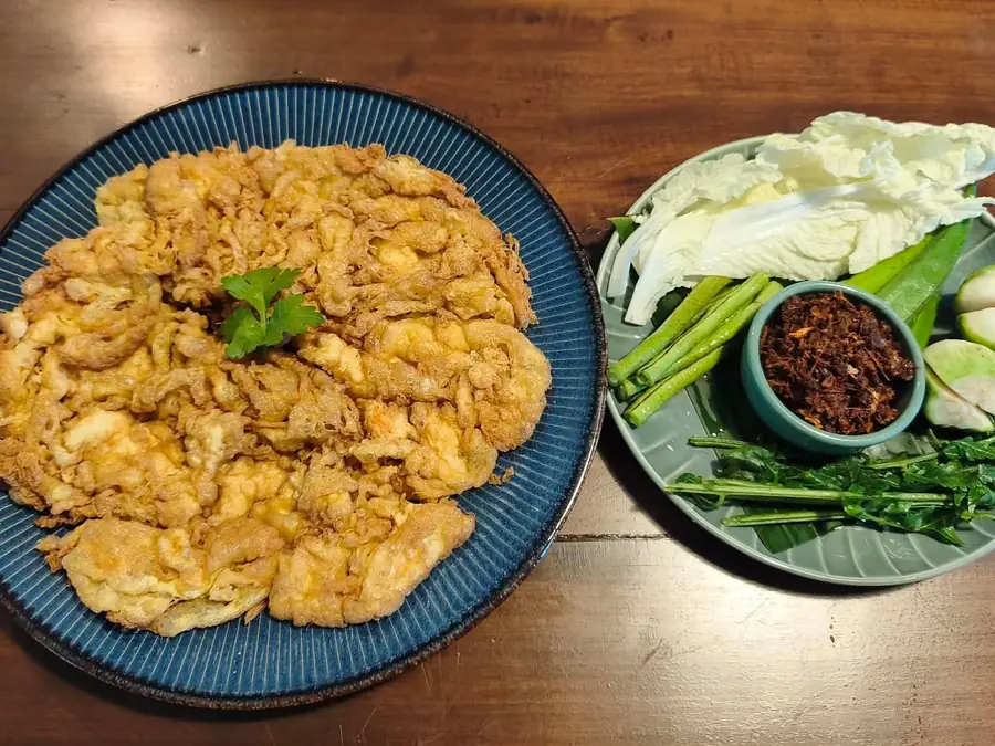 ไข่เจียวกุ้งสับน้ำพริกข่า